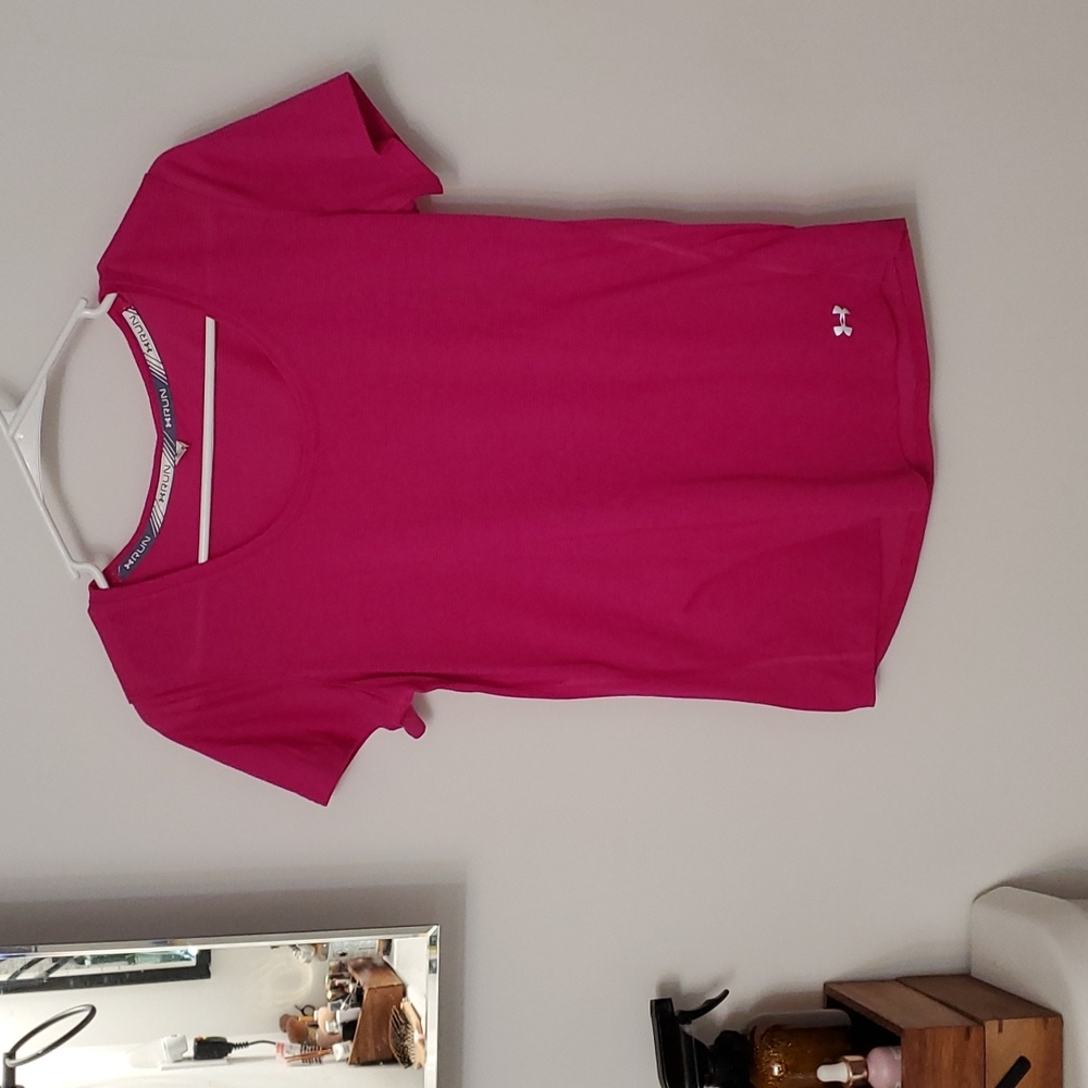 Under armour top